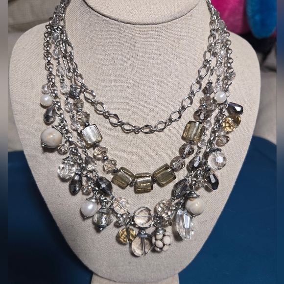 Vintage White House Black Market Beaded Necklace And Matching Bracelet Set - Picture 7 of 12